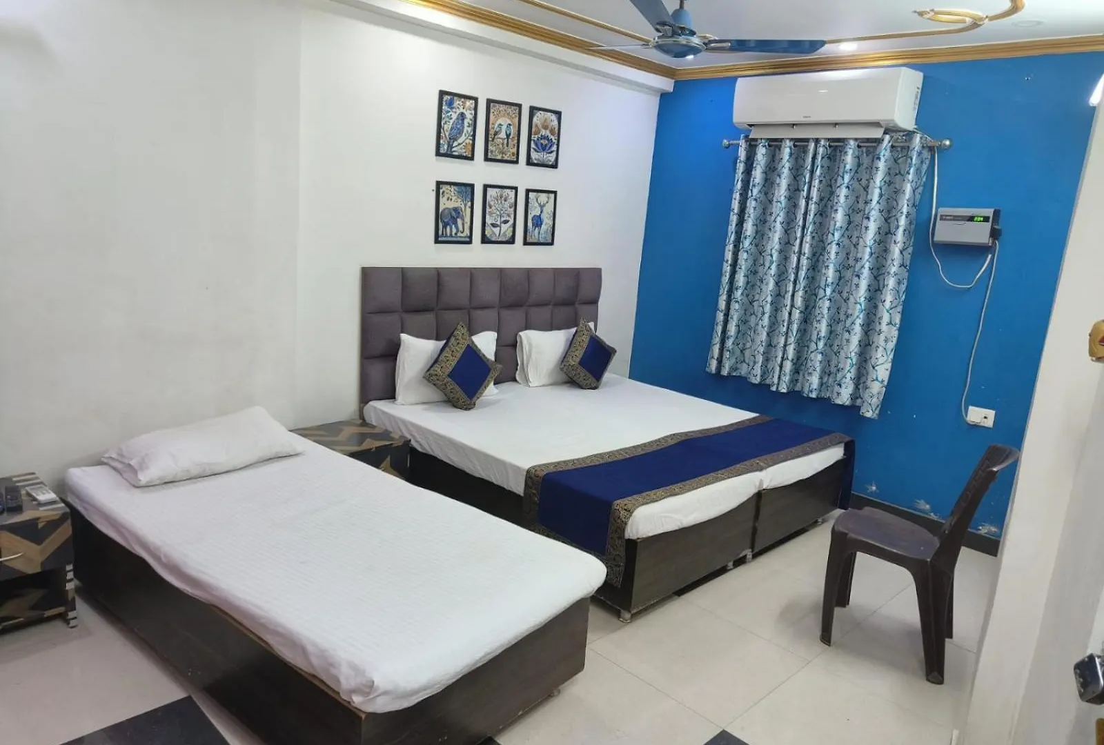 Trinetra Inn Varanasi Homestay